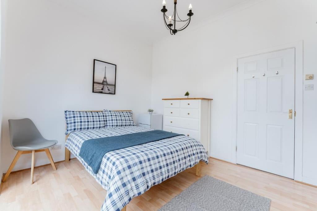 Comfortable Double Room For Your London Getaway Exterior foto